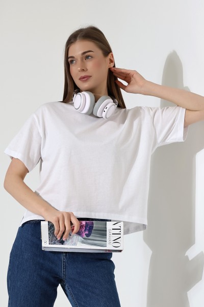 %100 Pamuklu Bisiklet Yaka Basic Regular Size Yanları Yırtmaçlı Kadın T-Shirt 21929 BEYAZ