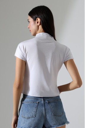 Yumuşak Dokulu Kendiliğinden Kollu Dik Yaka Basic Crop Kadın T-Shirt 22002 BEYAZ