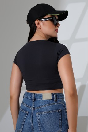 Bisiklet Yaka Kompakt Penye Esnek Kumaş Crop T-Shirt 21750 FÜME