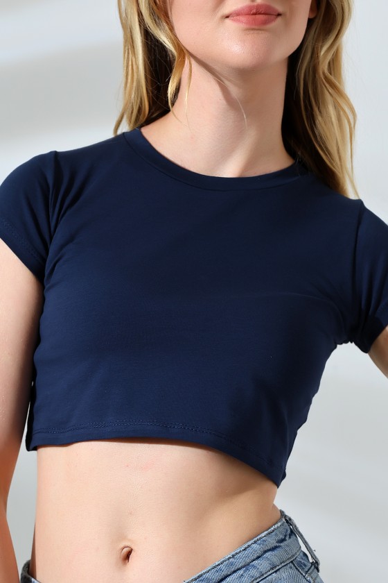 Bisiklet Yaka Kompakt Penye Esnek Kumaş Crop T-Shirt 21750 LACİVERT