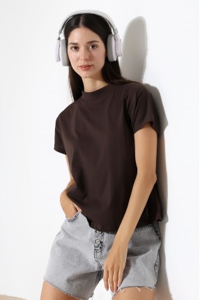 Dik Yaka Pamuklu T-shirt 19588 KAHVE