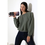 Geniş Bisiklet Yaka Pamuklu Şardonlu Karyokalı Geniş Reglan Kol Yumuşak Dokulu Basic Kadın Sweatshirt 21973 HAKİ