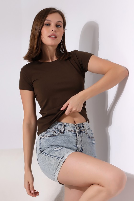 Bisiklet Yaka Kısa Kol Penye Kompakt Likralı Basic T-Shirt 21060 KAHVE