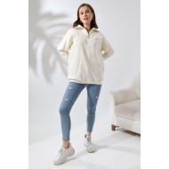 Kamyoncu Yaka Şardonlu Oversize Sweatshirt 21389 EKRU