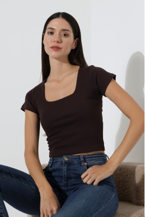Kare Yaka Kısa Kol Penye Kompakt Likralı Esnek Basic T-Shirt 21069 KAHVE