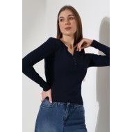 Düğmeli V Yaka Uzun Kollu Pamuklu Basic Kadın T-Shirt 21926 LACİVERT