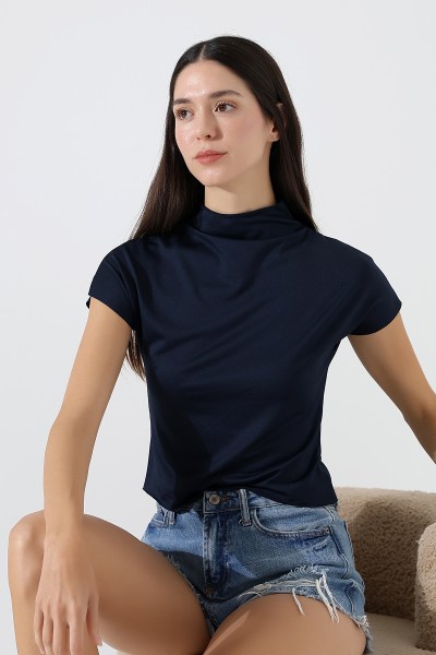 Yumuşak Dokulu Kendiliğinden Kollu Dik Yaka Basic Crop Kadın T-Shirt 22002 LACİVERT