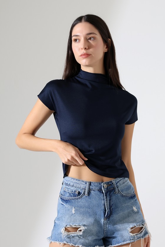 Yumuşak Dokulu Kendiliğinden Kollu Dik Yaka Basic Crop Kadın T-Shirt 22002 LACİVERT