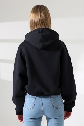 Geniş Rahat Kesim Önü Oval Kesim Kapuşonlu Kanguru Önden Cepli Crop Kolları Geniş Kadın Sweatshirt 21968 SİYAH