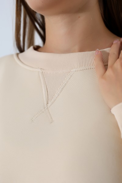 Relax Rahat Kesim Yanları Yırtmaçlı Bisiklet Yaka Pamuklu Basic Kadın Sweatshirt 21925 TAŞ