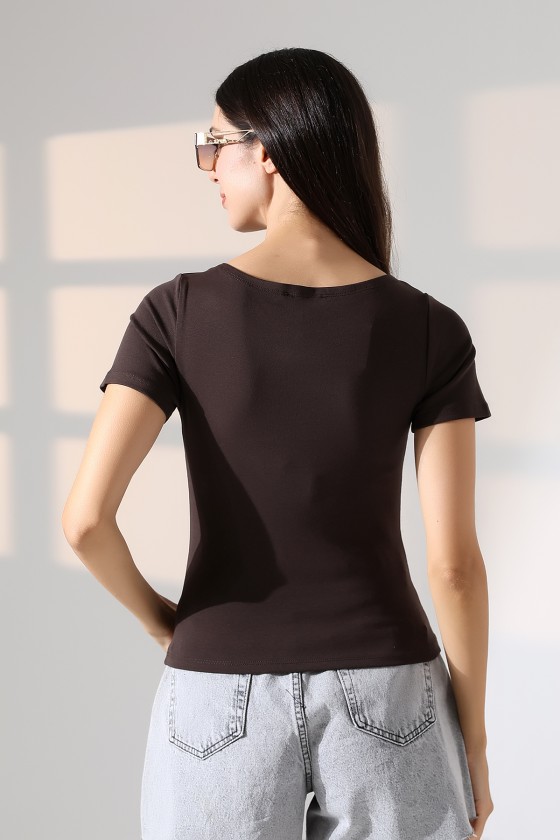 Ribana Kumaş Kayık Yaka Kısa Kol Basic Kadın T-Shirt 21996 KAHVE