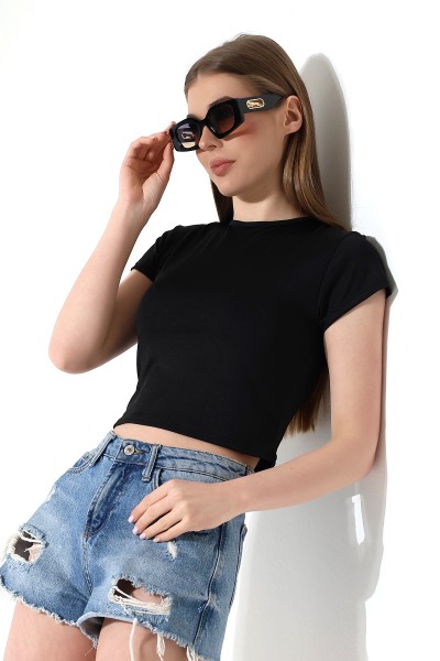Soft Touch Bisiklet Yaka Kısa Kollu Crop Kesim Basic Düz Kadın T-Shirt 21974 SİYAH