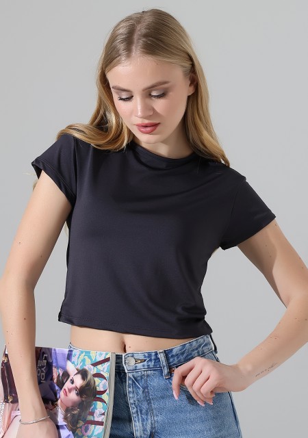 Soft Touch Bisiklet Yaka Kısa Kollu Crop Kesim Basic Düz Kadın T-Shirt 21974 FÜME