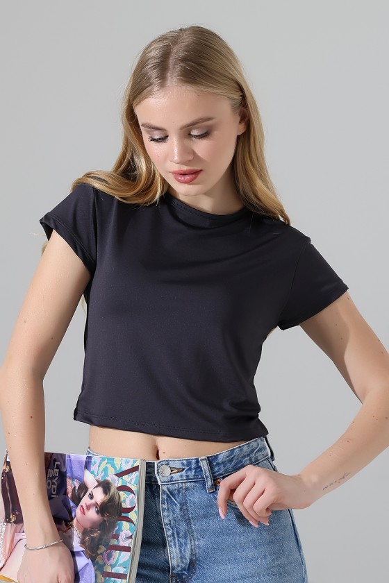 Soft Touch Bisiklet Yaka Kısa Kollu Crop Kesim Basic Düz Kadın T-Shirt 21974 FÜME