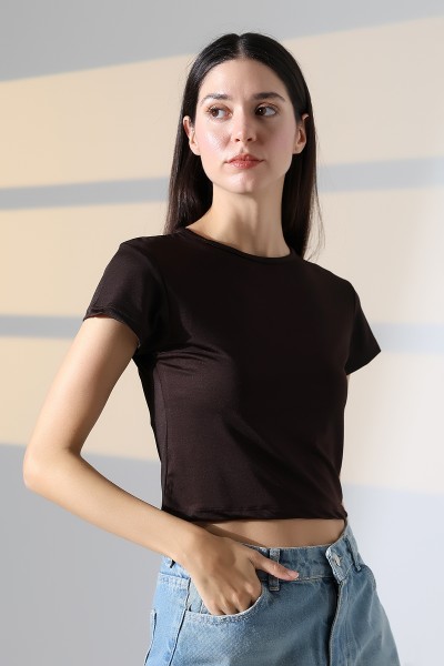 Soft Touch Bisiklet Yaka Kısa Kollu Crop Kesim Basic Düz Kadın T-Shirt 21974 KAHVE