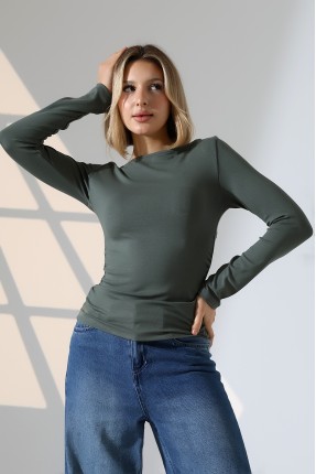 Uzun Kollu Kayık Yaka Yanları Büzgülü Vücuda Oturan Basic Kadın Body T-Shirt 21951 HAKİ